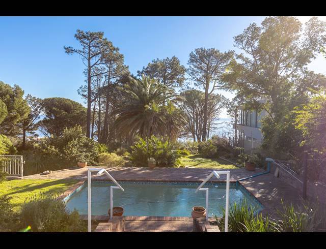 3 BEDROOM HOUSE TO LET IN CAMPS BAY